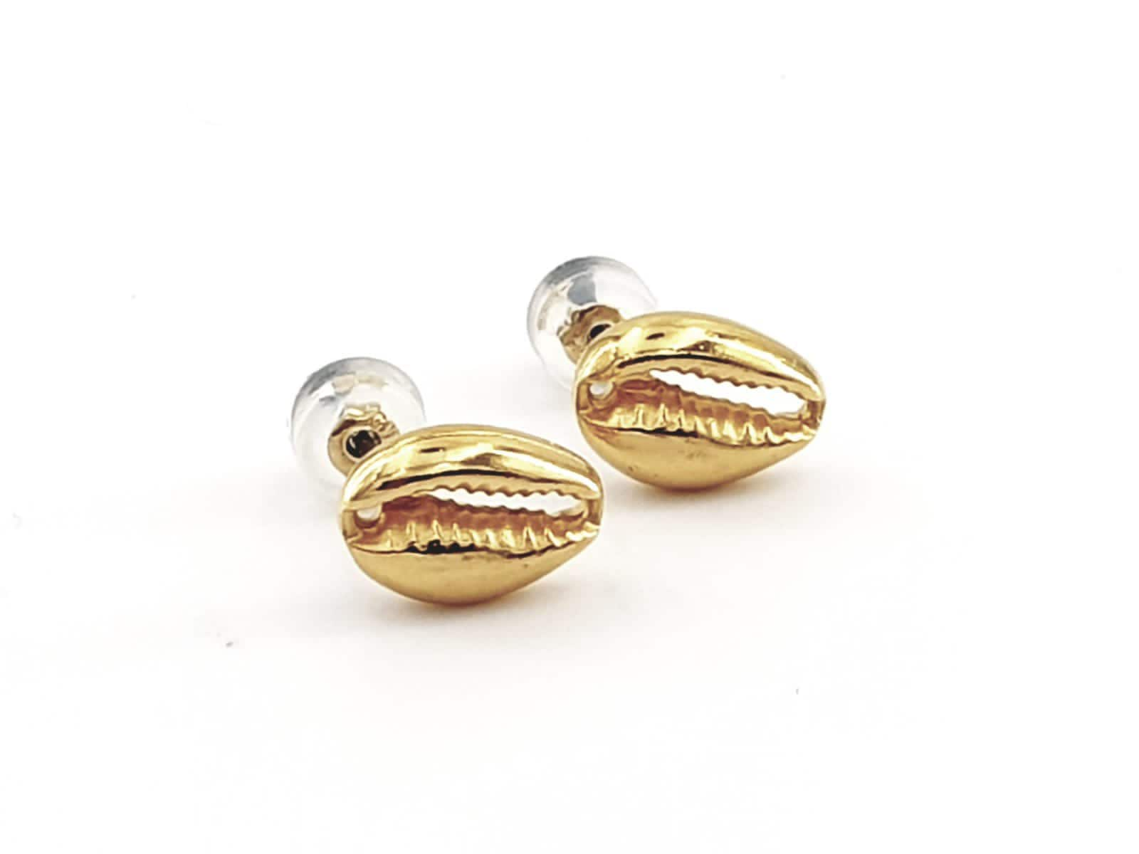 Pendientes de concha, pendientes de concha de oro, pendientes de animales, joyería de playa, pendientes de surf, joyería de animales, pendientes de playa,