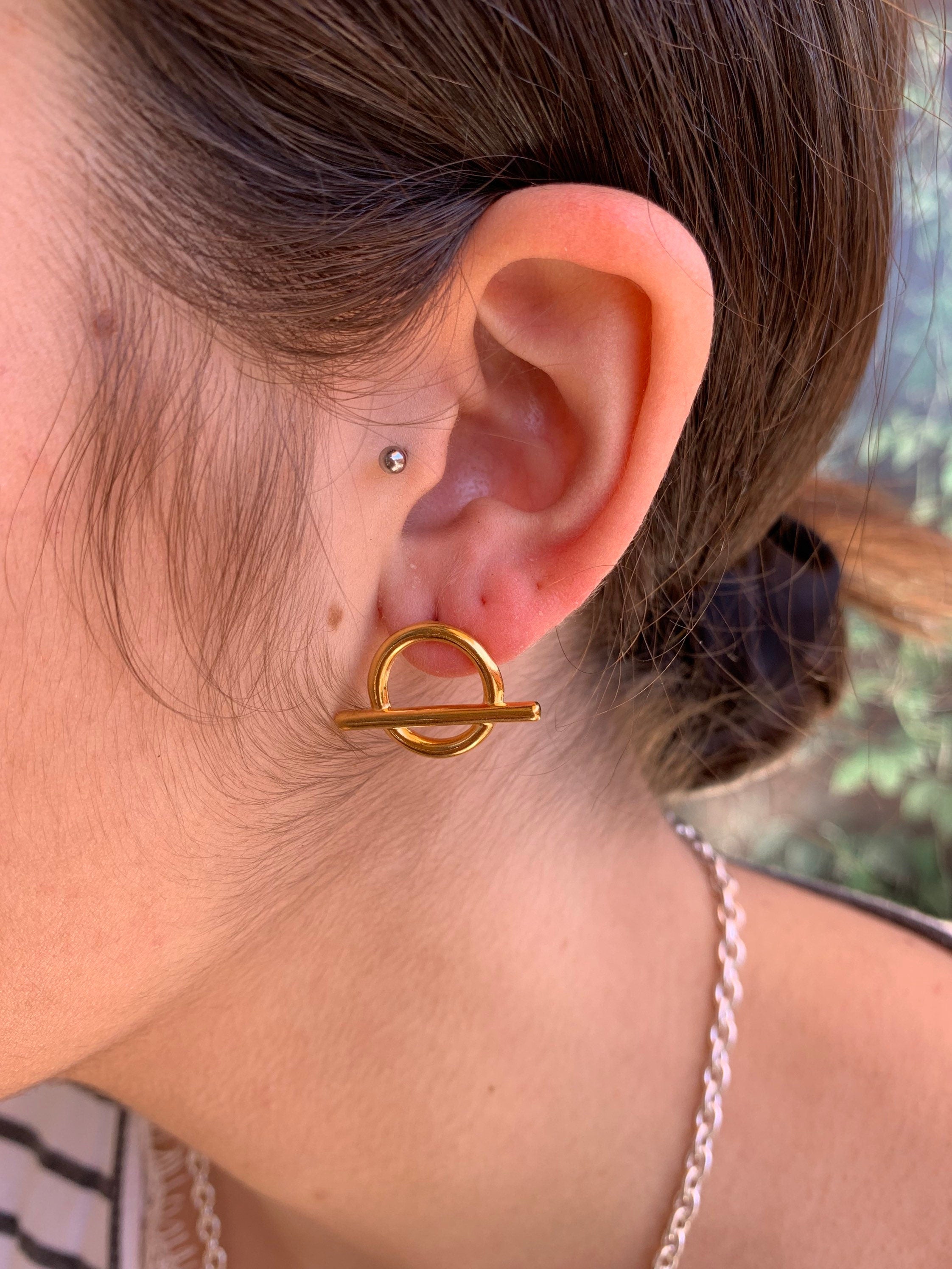 Pendientes diminutos de todos los días, pendientes geométricos de oro, pendientes tribales, pendiente de mujer, pendientes de declaración, pendientes de estilo