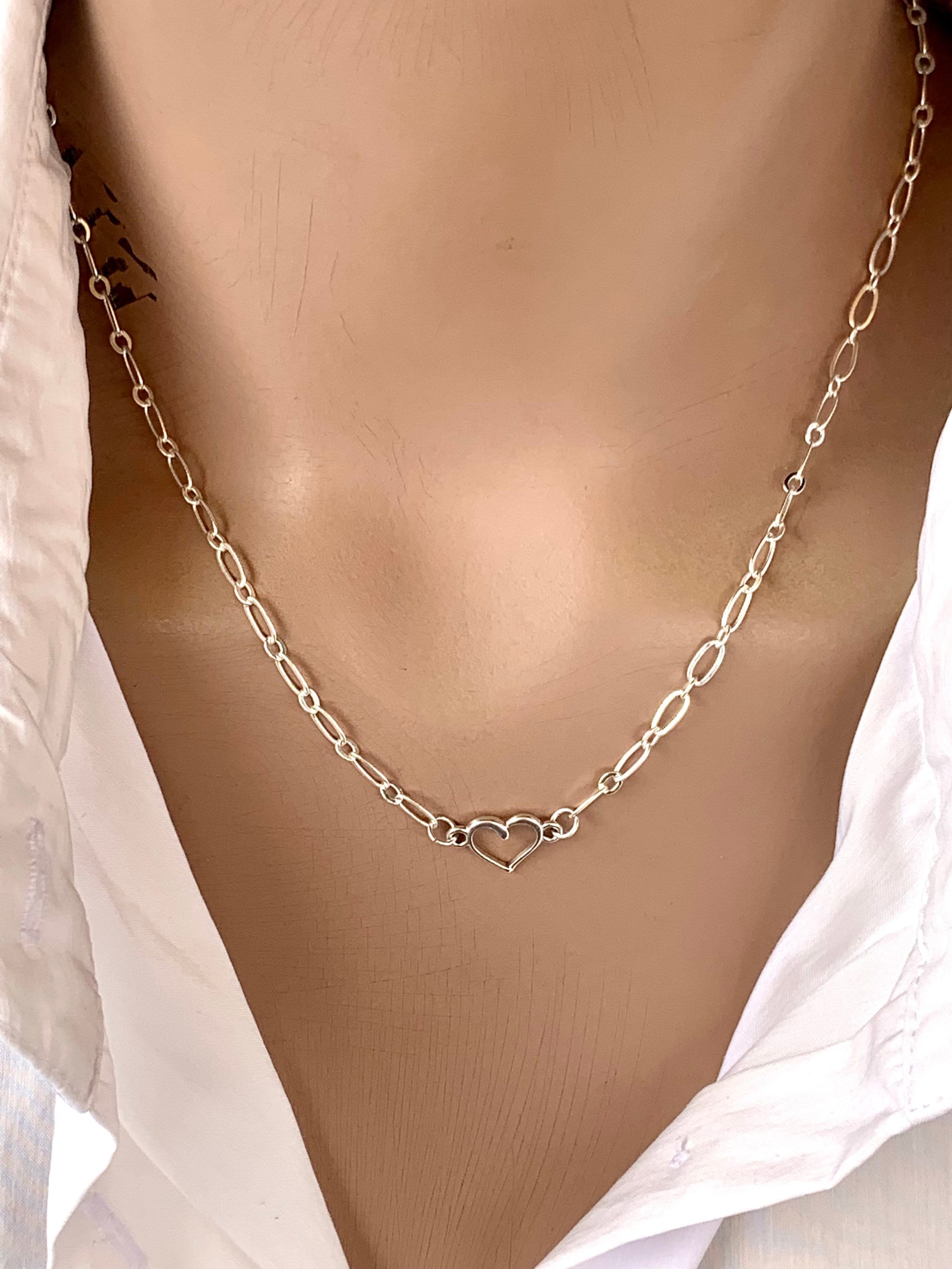 Dainty silver chain necklace, heart pendant delicate silver chain necklace, elegant chain necklace, trendy necklace,  style