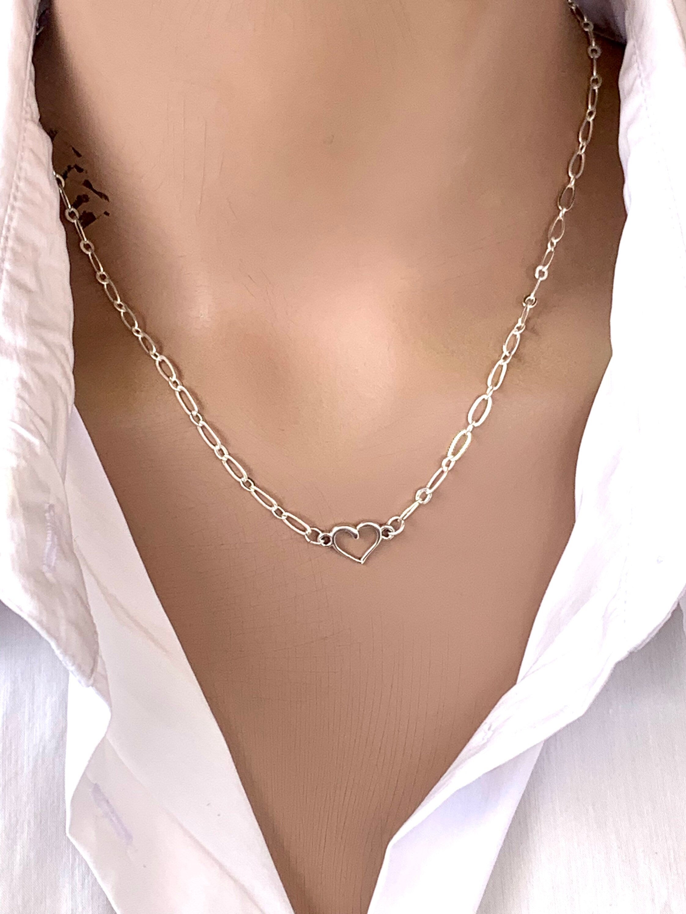 Dainty silver chain necklace, heart pendant delicate silver chain necklace, elegant chain necklace, trendy necklace,  style