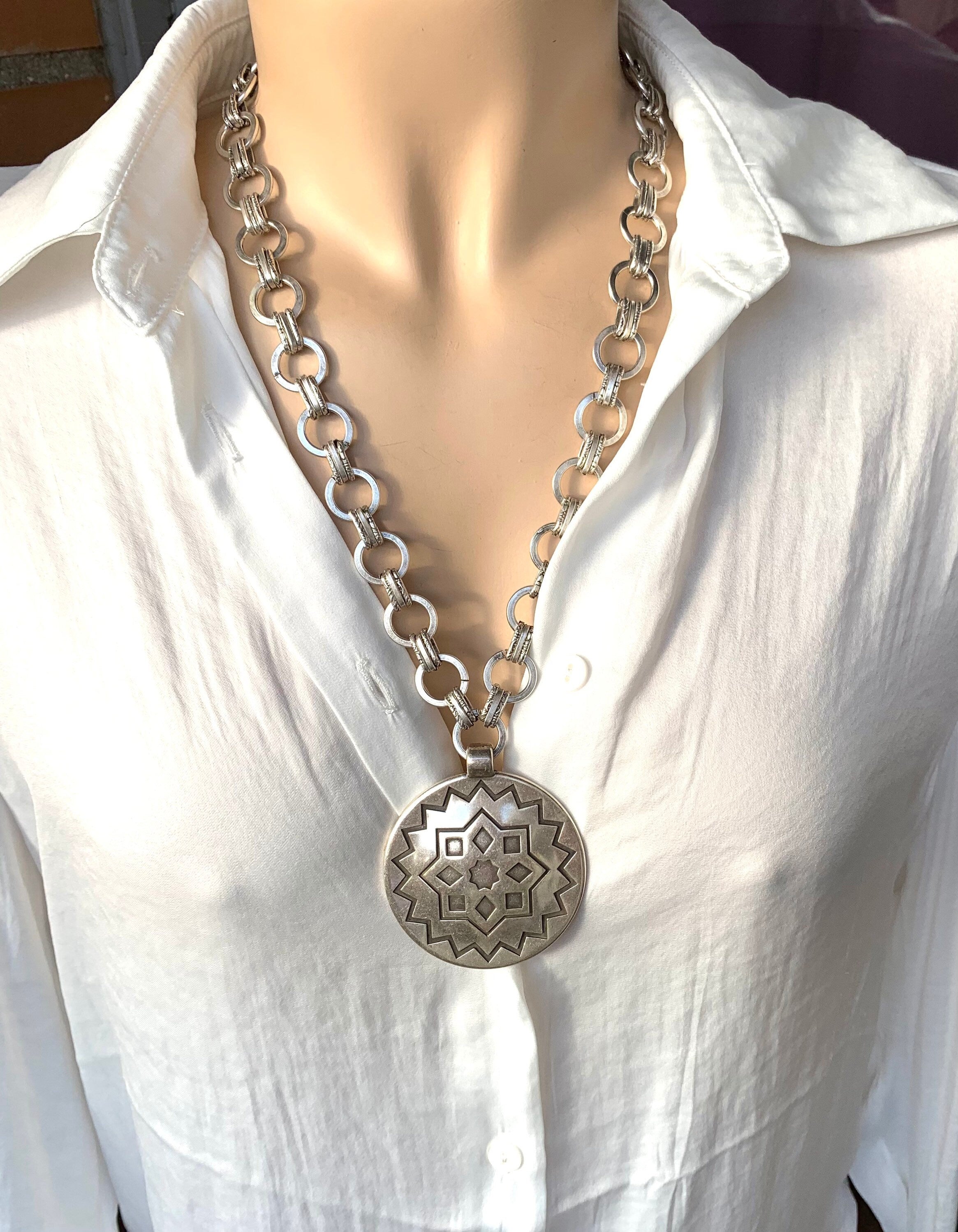 Bold chain large necklace, statement pendant necklace, chunky necklace, design chain necklace, silver chain necklace,   style