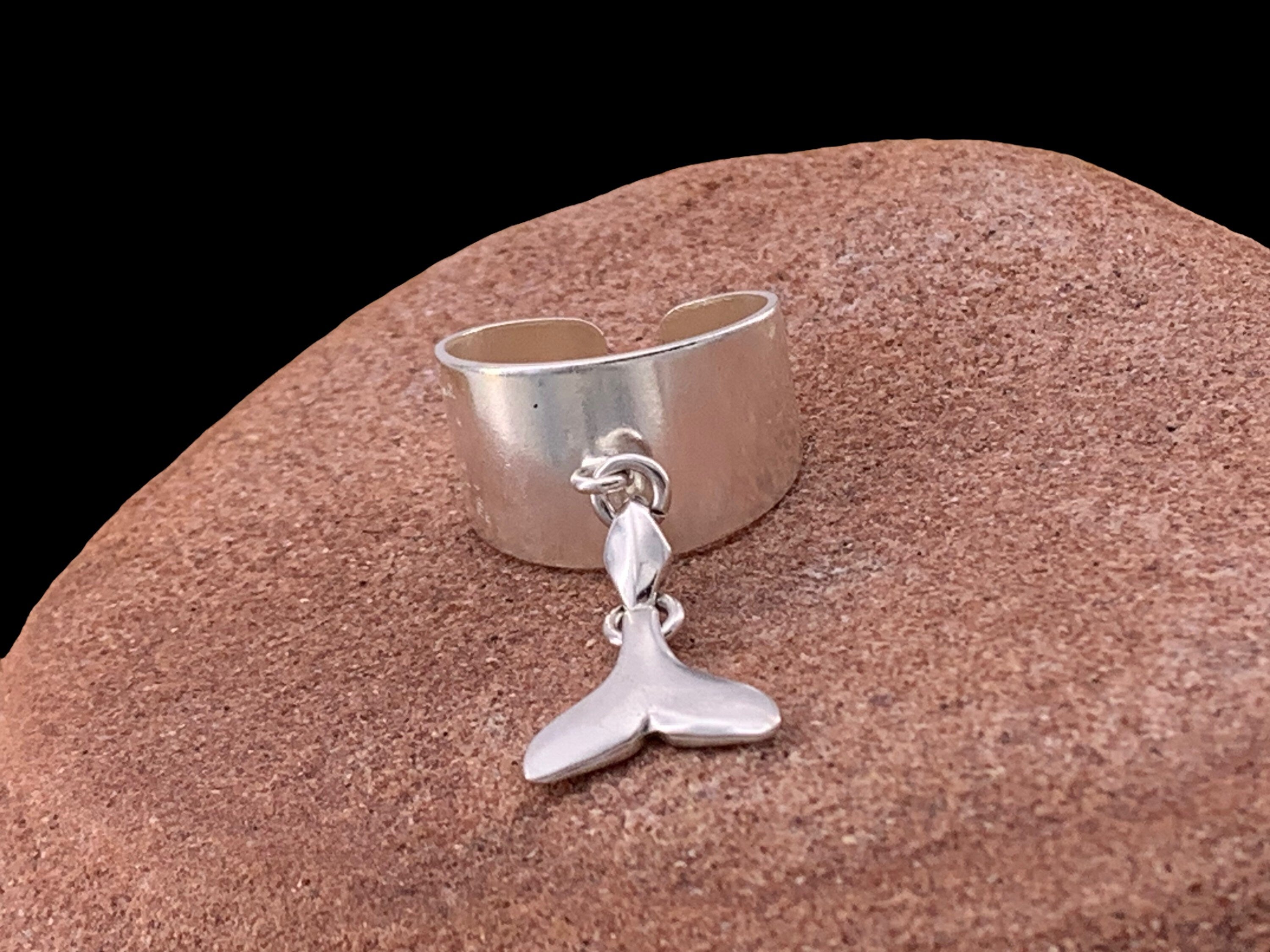 original ring with starfish tail, statement ring, silver ring for women, rock style ring, chunky ring, gift for her, starfish ring,