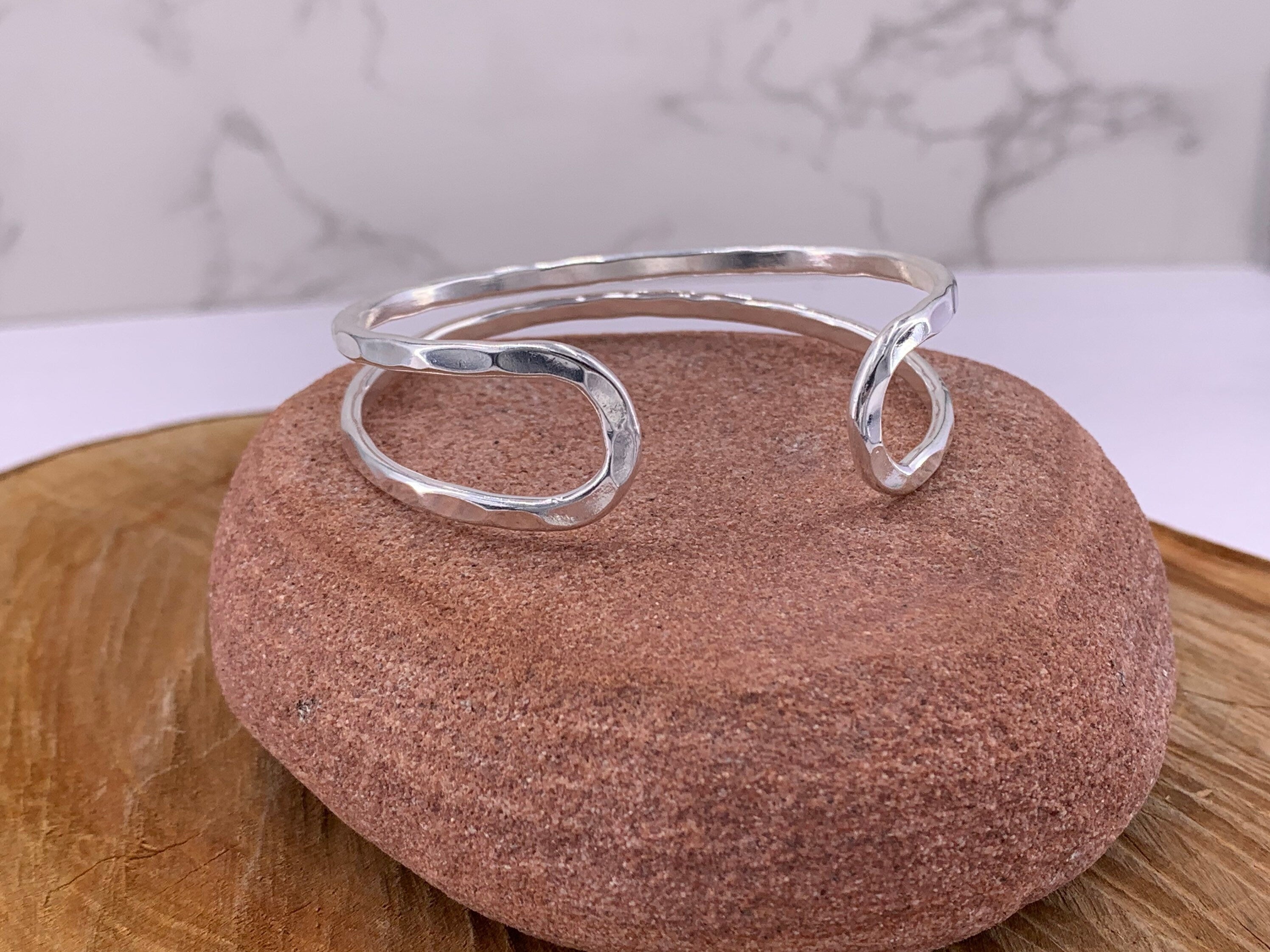 Silver cuff bracelet, double band silver bangle, adjustable silver bracelet, hammered cuff bracelet, hammered rigid bracelet, silver bangle