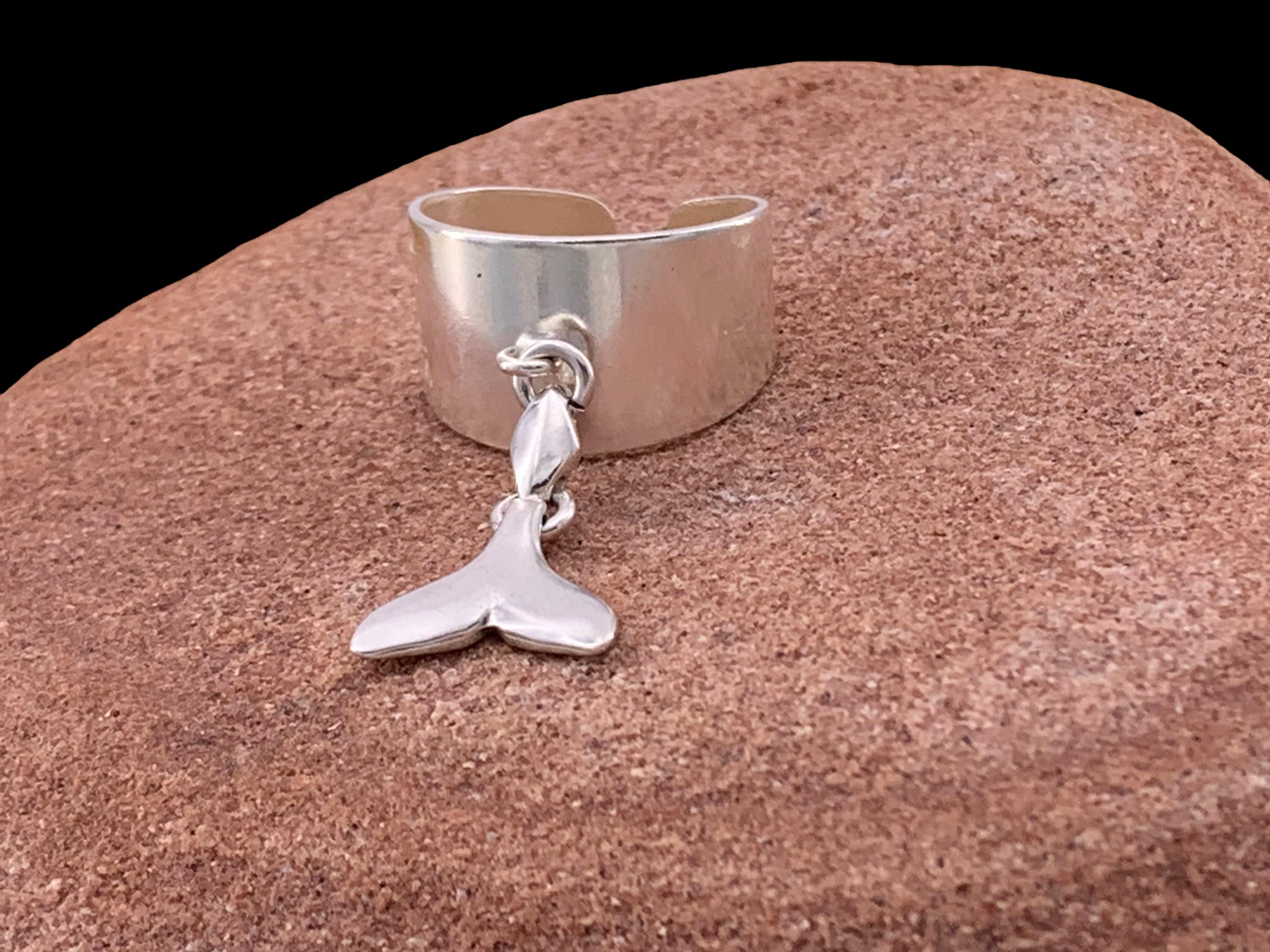 original ring with starfish tail, statement ring, silver ring for women, rock style ring, chunky ring, gift for her, starfish ring,