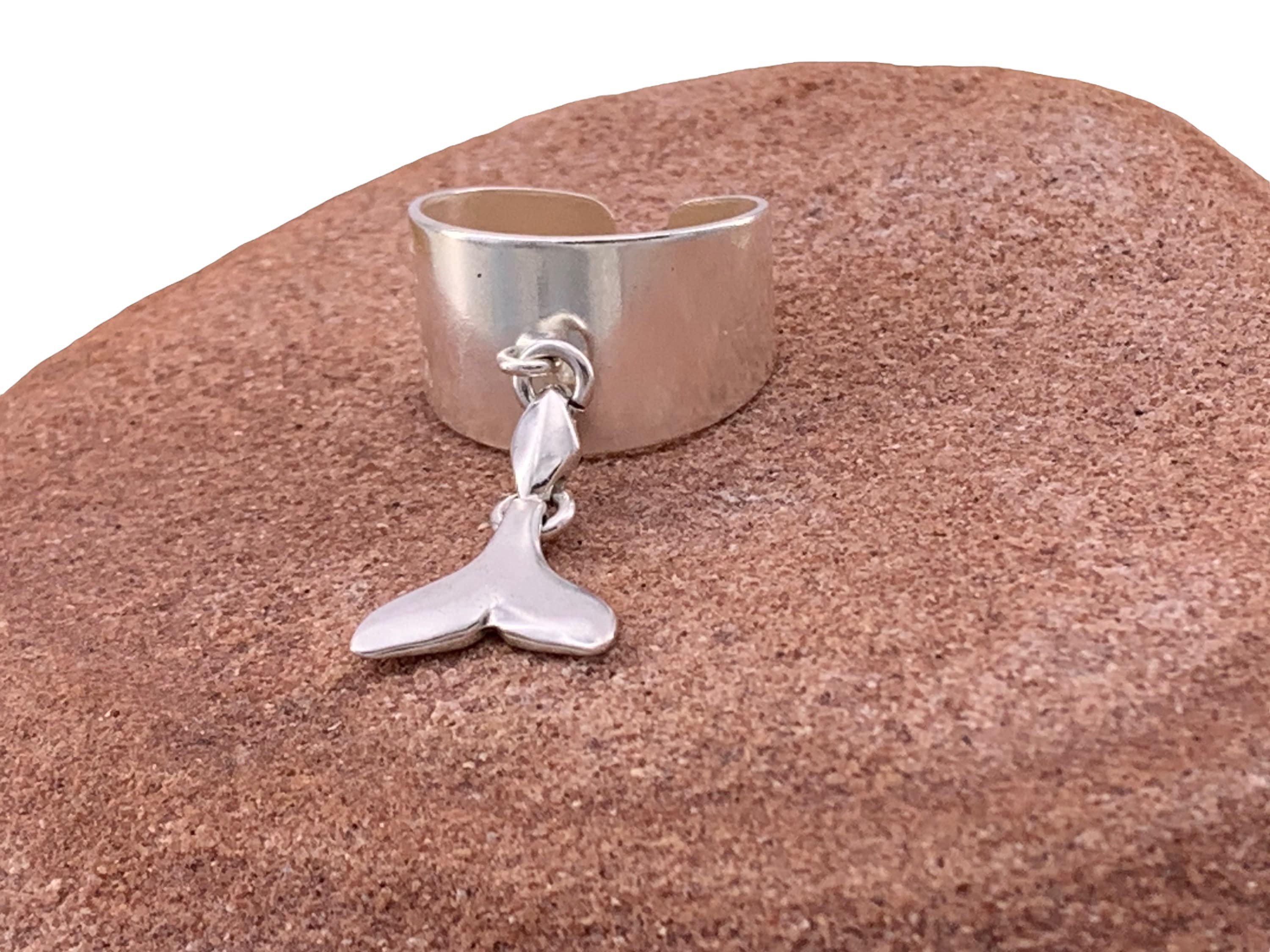 original ring with starfish tail, statement ring, silver ring for women, rock style ring, chunky ring, gift for her, starfish ring,