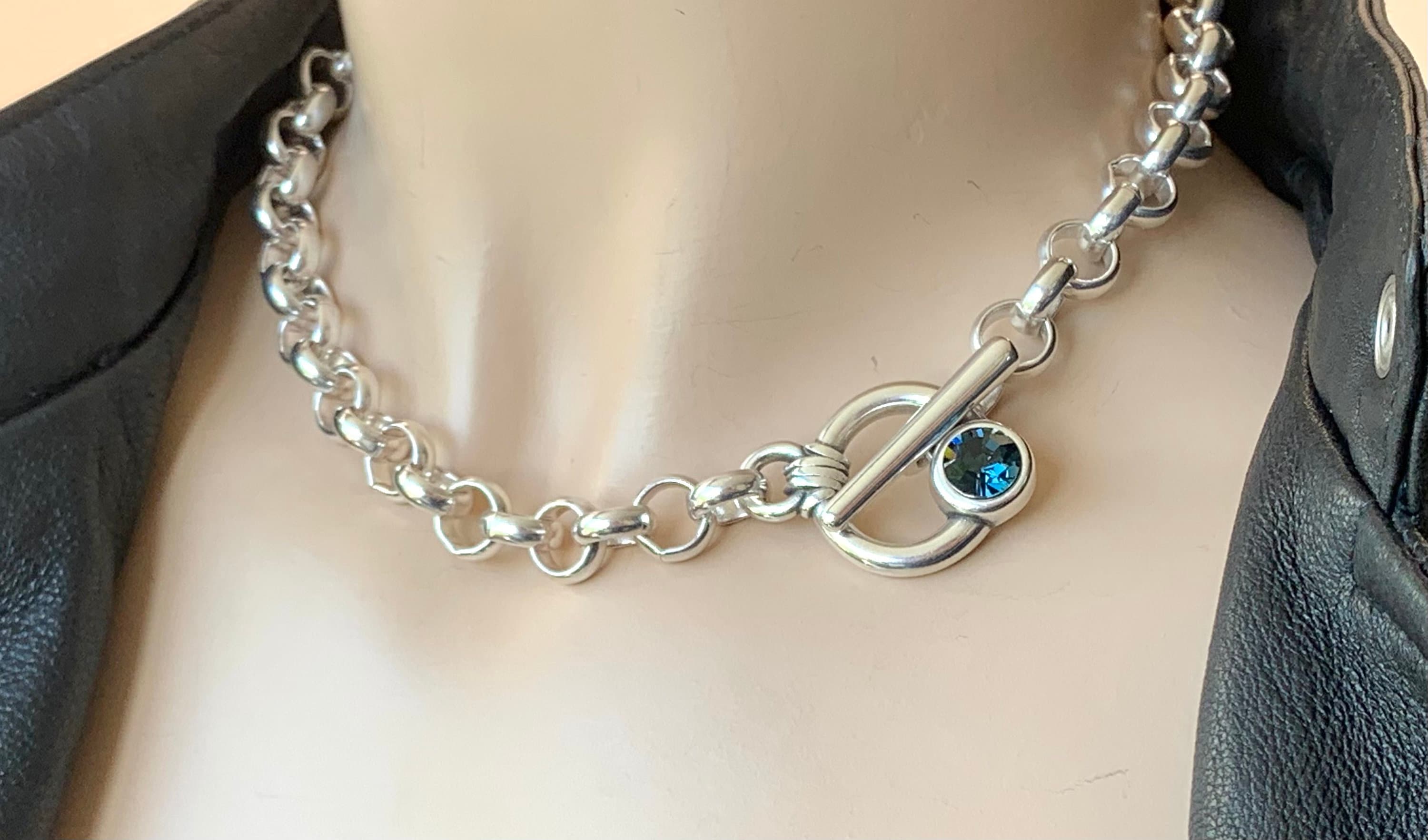 silver chunky necklace, rolo chain necklace with toggle clasp and swarovski crystal, silver chunky necklace, thick links silver chain choker