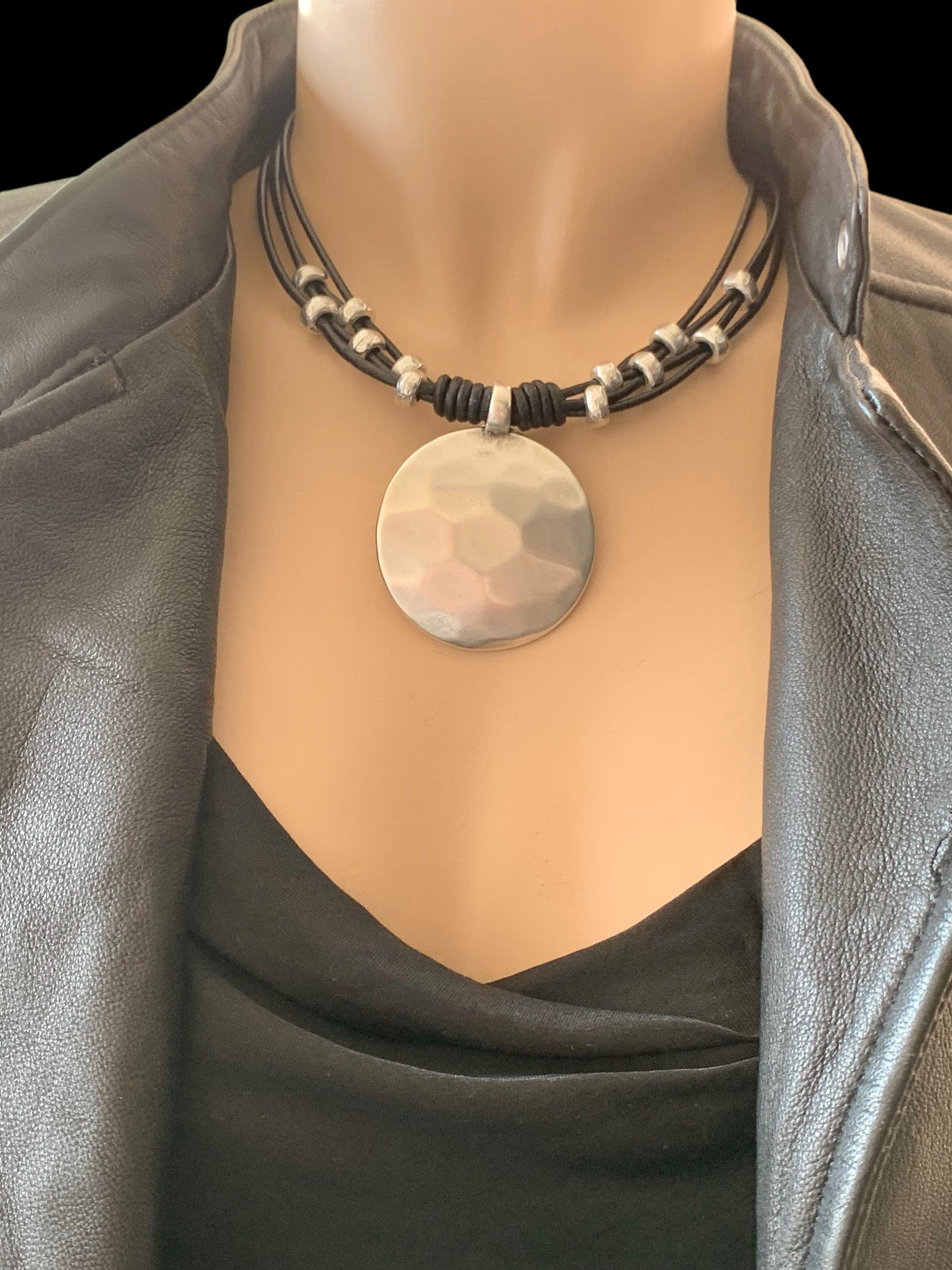 Statement pendant leather necklace, chunky choker, hammered pendant necklace, woman choker, tribal choker, leather jewelry,  style