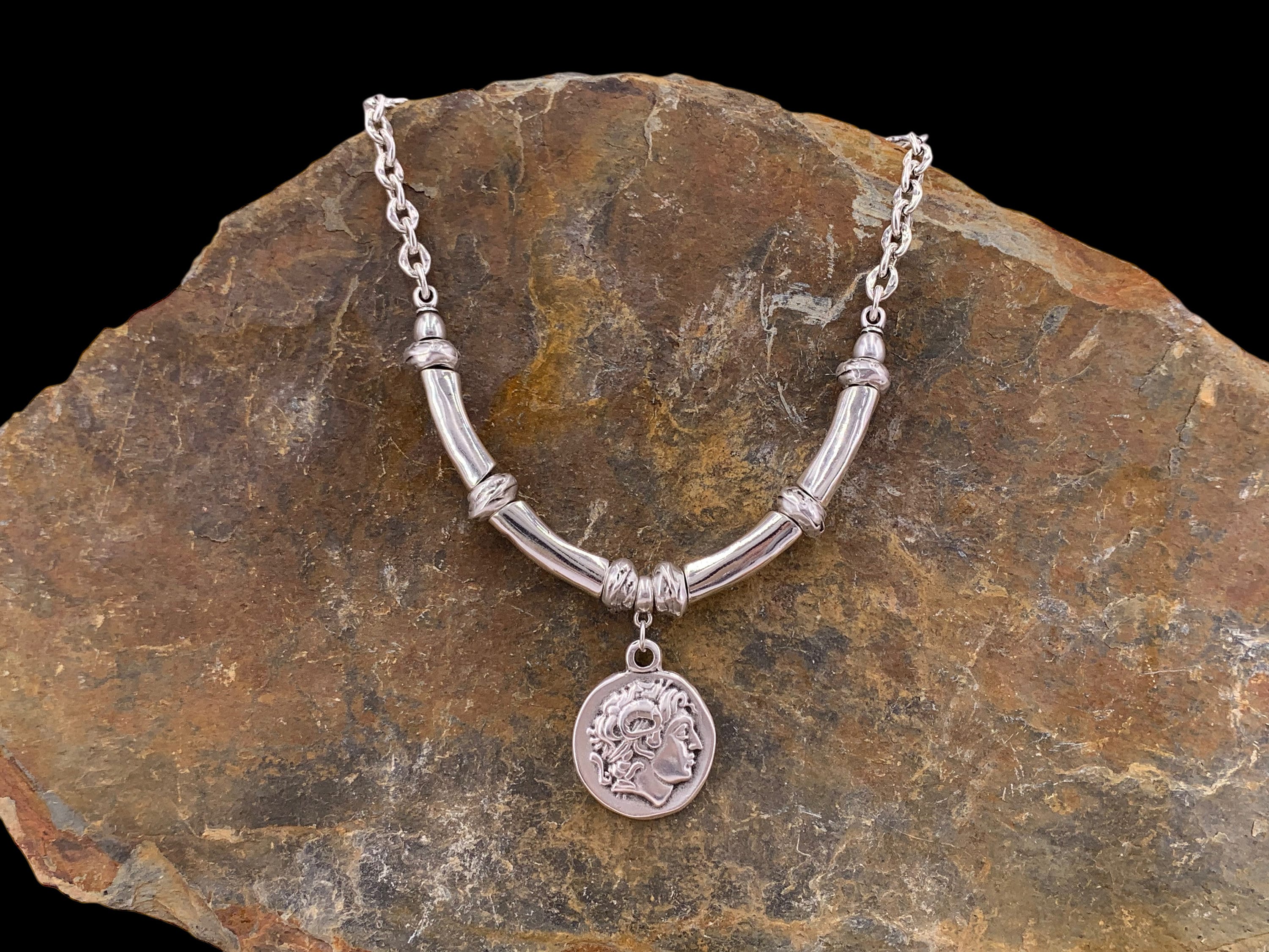 Big coin pendant chunky silver heavy chain necklace, statement coin pendant chunky silver necklace, solid necklace, coin silver choker,