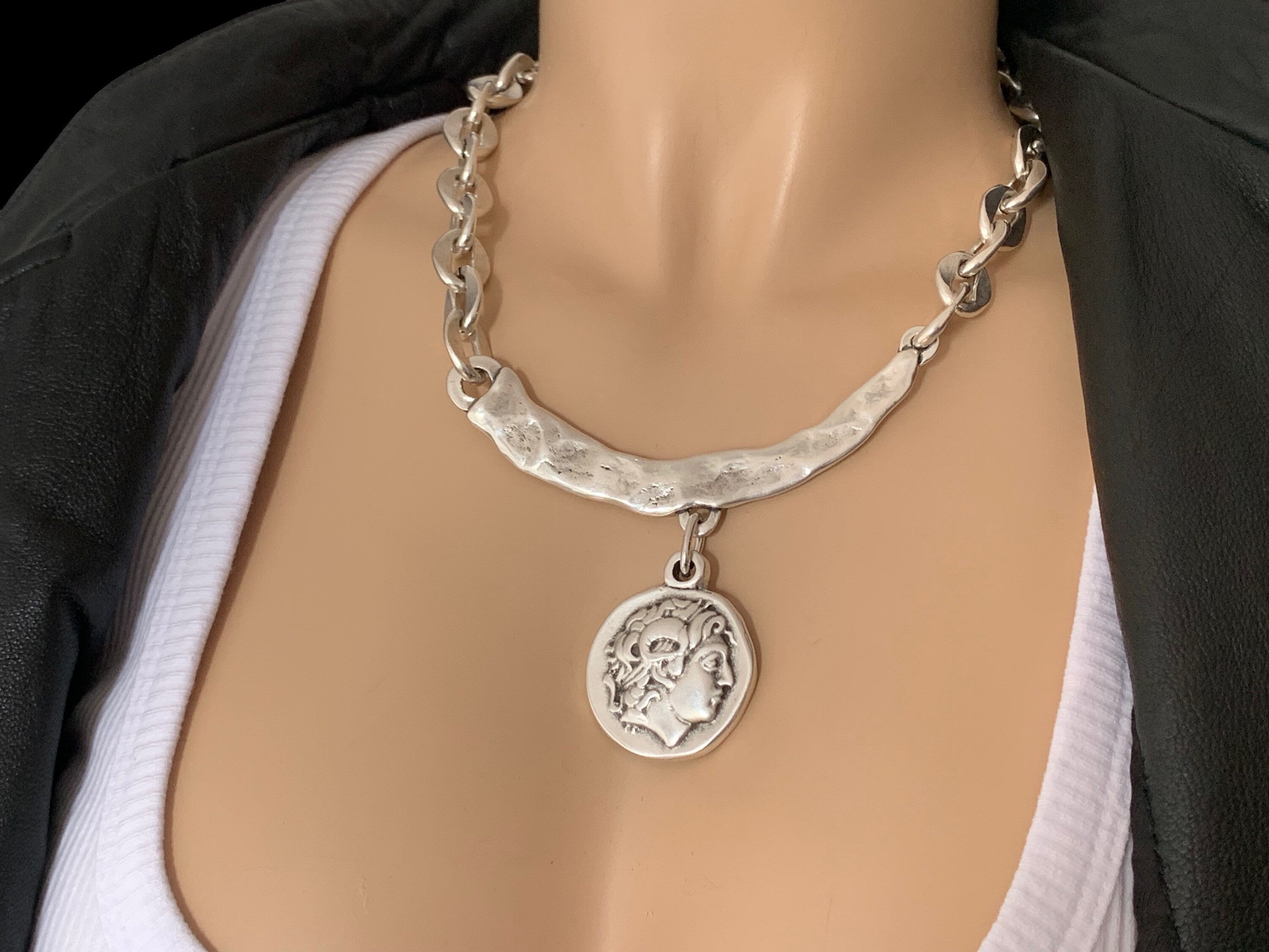 Big coin pendant chunky, silver heavy chain necklace, statement coin pendant chunky silver necklace, solid necklace, coin silver choker