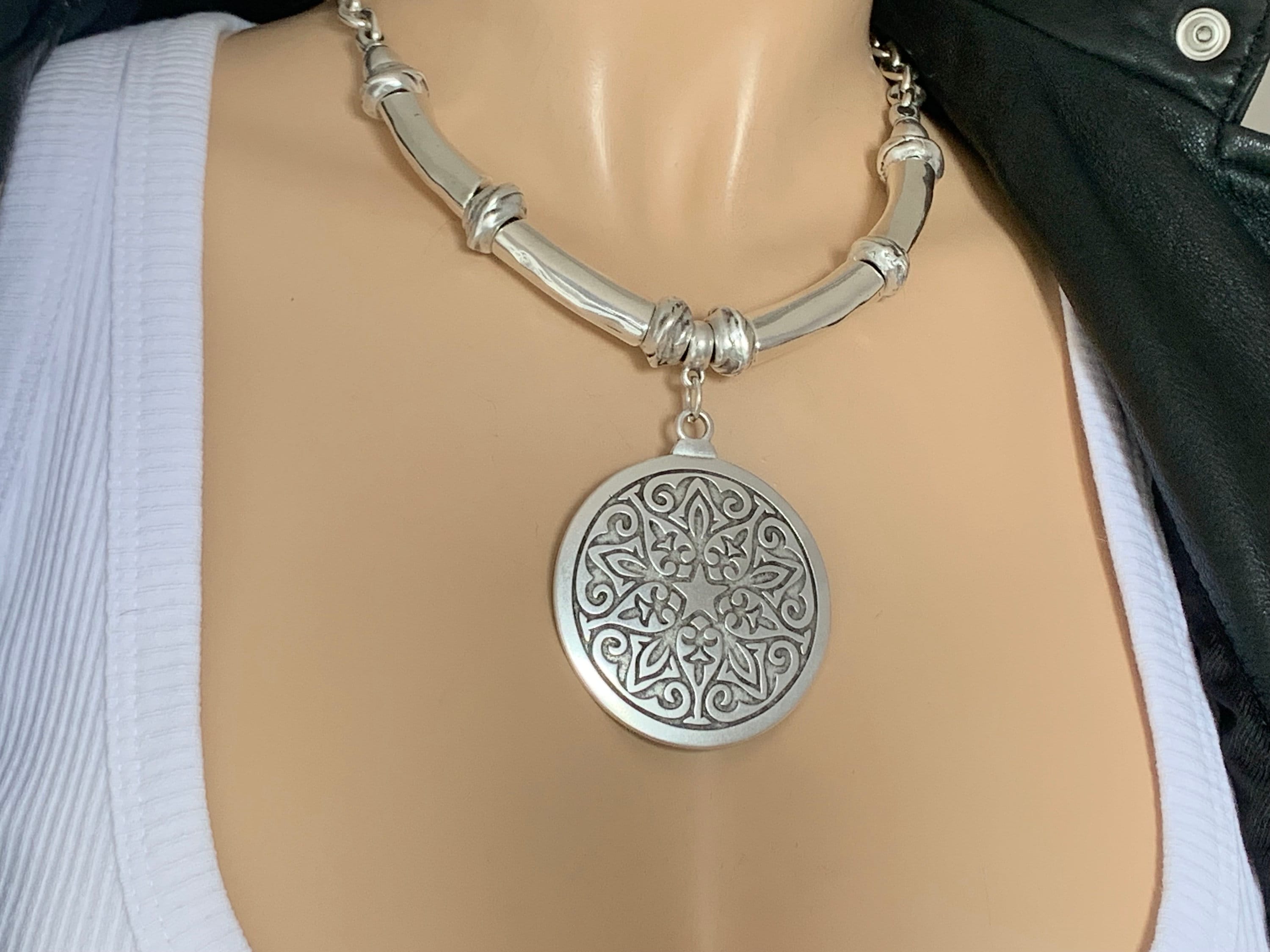 Statement pendant chunky silver heavy chain necklace, big pendant chunky necklace, solid silver pendant necklace, coin pendant necklace,