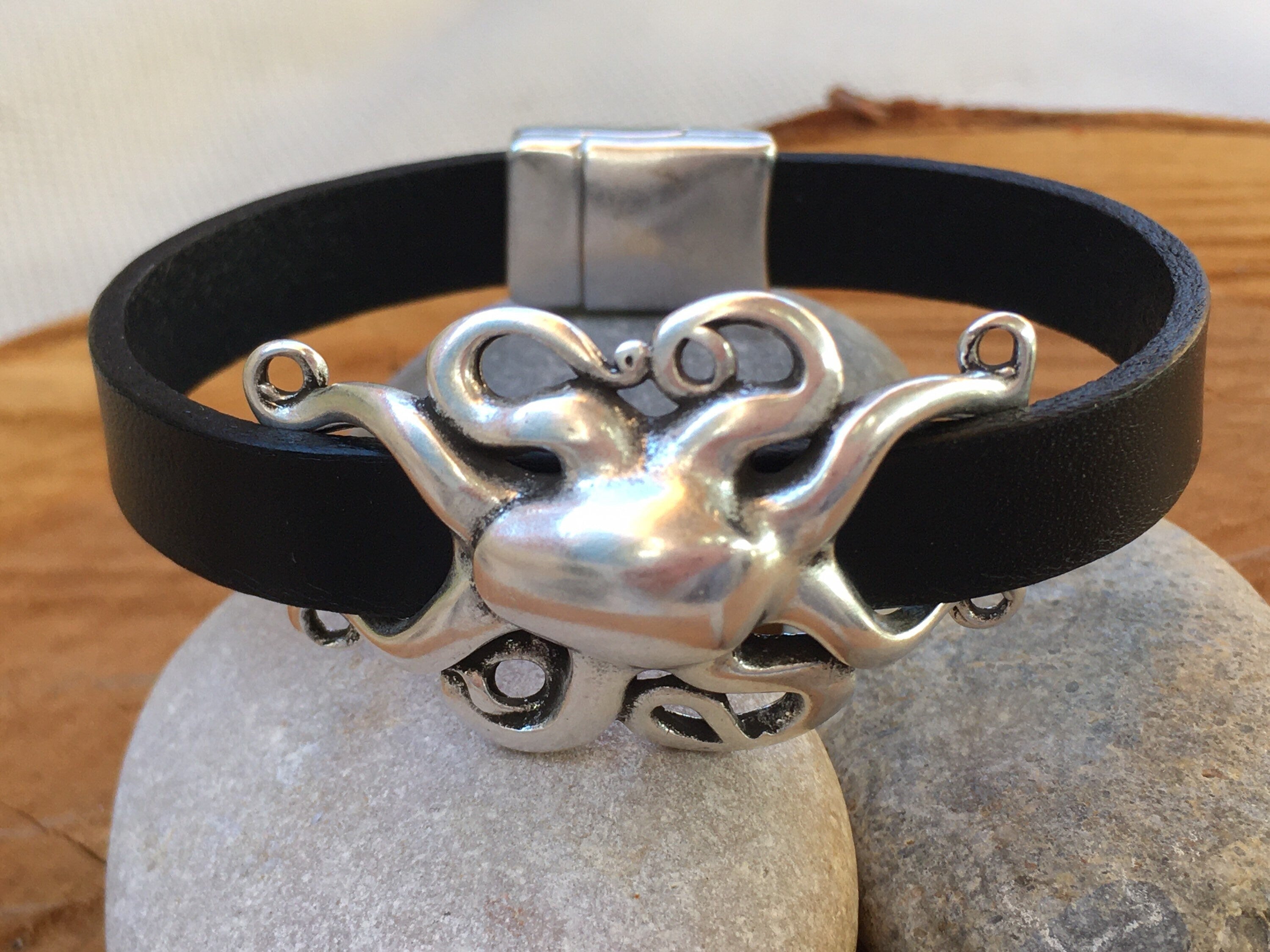 Kraken bracelet, octopus silver bracelet, silver beads bracelet, surf bracelet, marine gift, sea gift