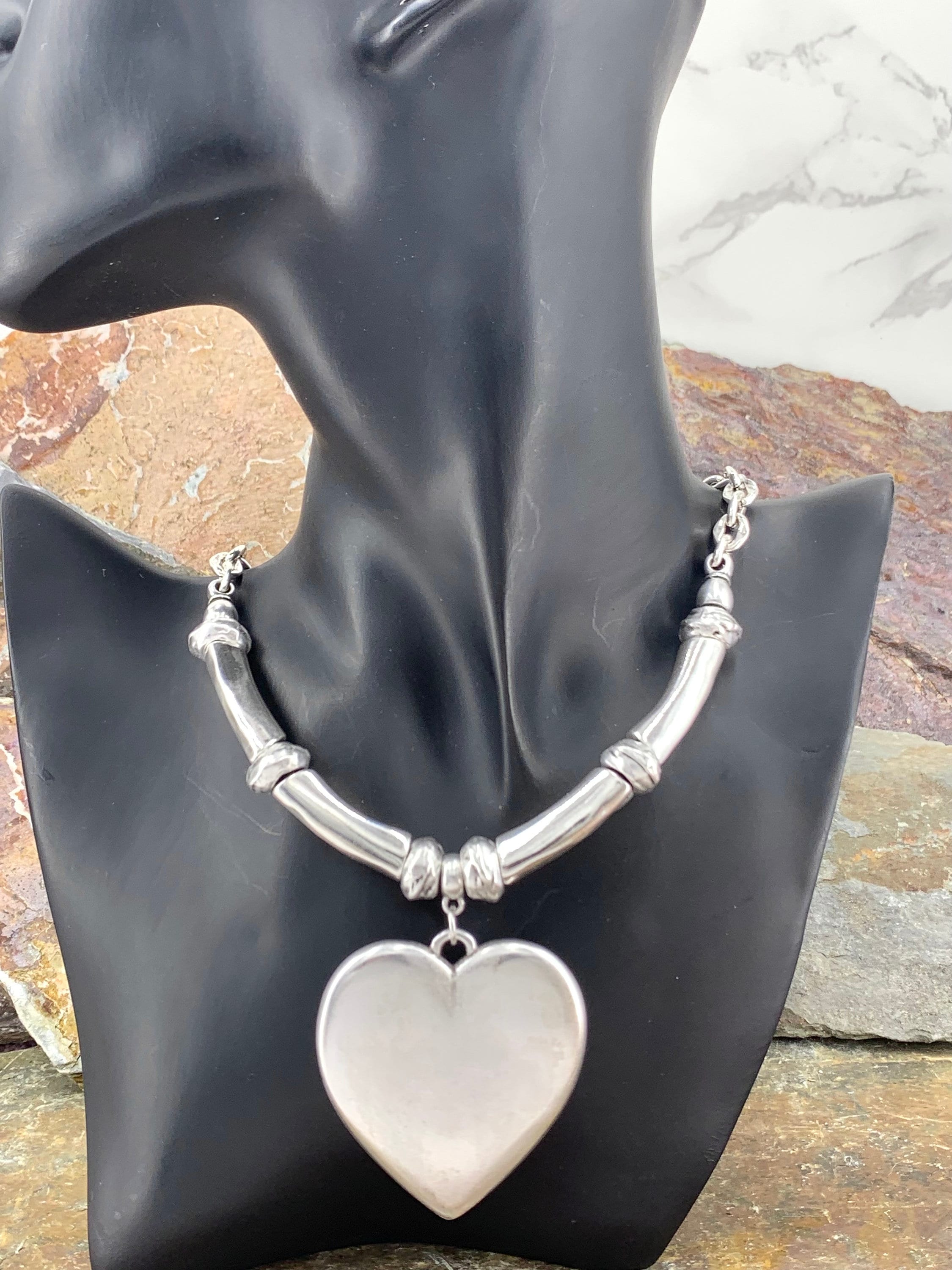 Collar de cadena pesada de plata gruesa con colgante de corazón grande, collar de plata gruesa con colgante de corazón de declaración, collar sólido, gargantilla de plata con monedas,