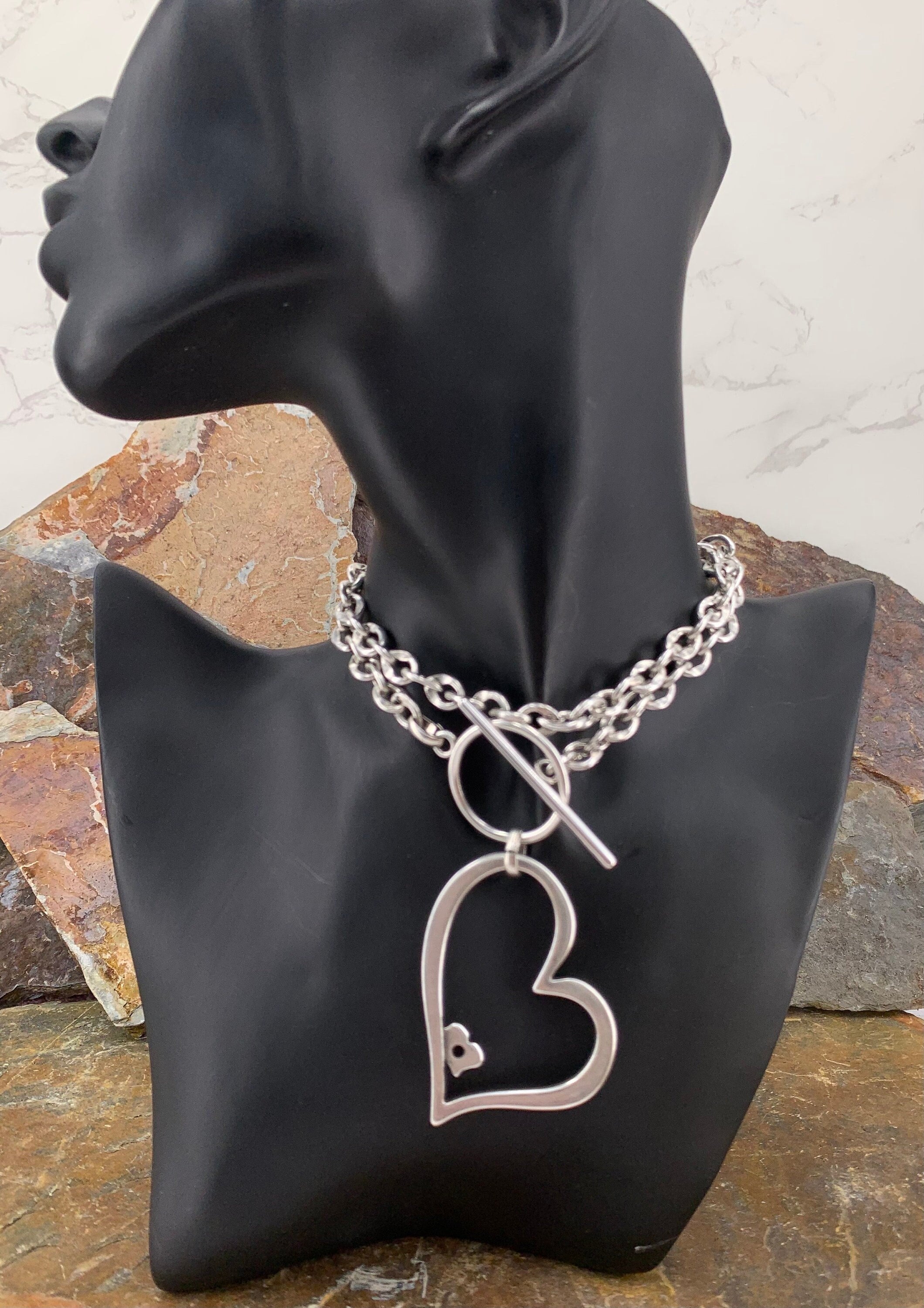 Heart pendant chunky silver chain choker, big silver heart choker, bold chain choker, wrap silver choker, toggle clasp chain choker,